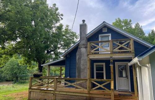 Riverside Relaxer w/Hot Tub+Fire Pit +Wifi & view - Foto 9