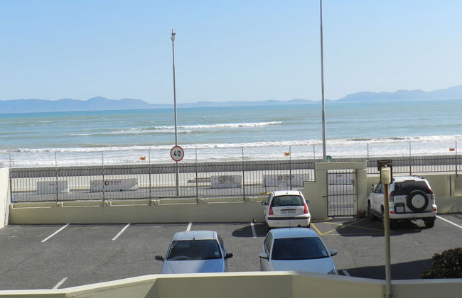 Silver lining beach apartment - Foto 28