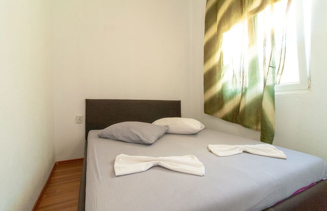 Apartmani Laura - Foto 8