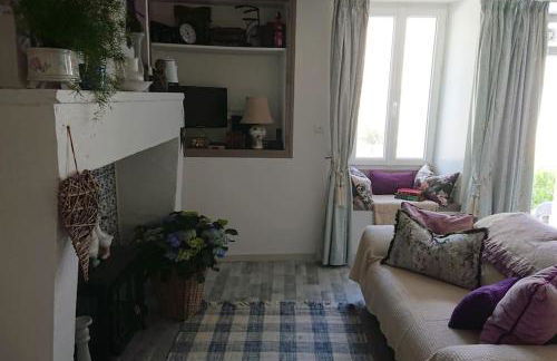 3-4 Cottages Entire Site Private Pool for Relaxing Holidays & Special Occasions near Aubeterre - Foto 9