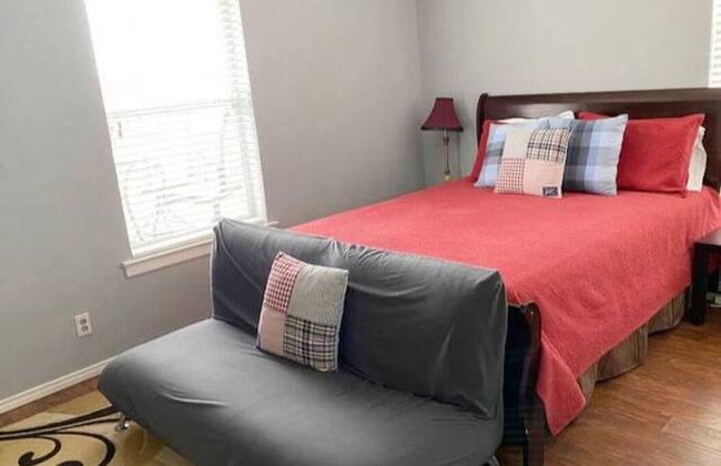 Beautiful Kayewood Waterfront Retreat - Photo 2