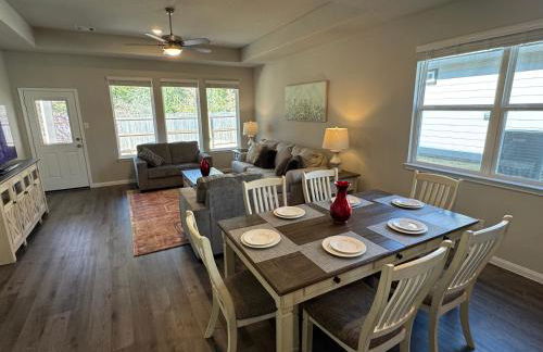 The Expo Retreat, Walk to Brazos County Expo - Foto 2