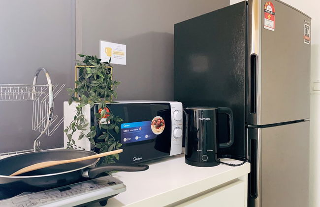 GreenerySuite Trefoil Setia Alam - Photo 15