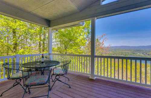 Lake-View Condo with Covered Deck in Hiawassee! - Foto 2