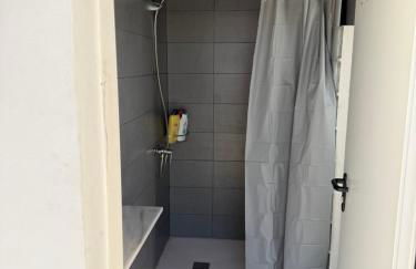 Apartamento con piscina y jardín - Foto 22