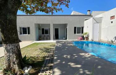 Casa com Piscina aquecida em Balneário Camboriú - Foto 4