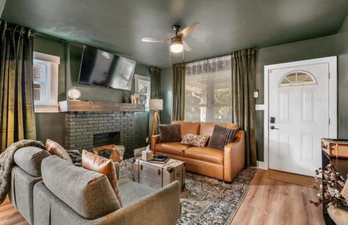 The Paper Plane Pool - Sauna - Poker Room - Sleeps 8 - Foto 9