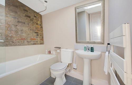 Old street Iconic Warehouse style 4 Bedroom 2 bath House Prime Central London Location - Foto 14