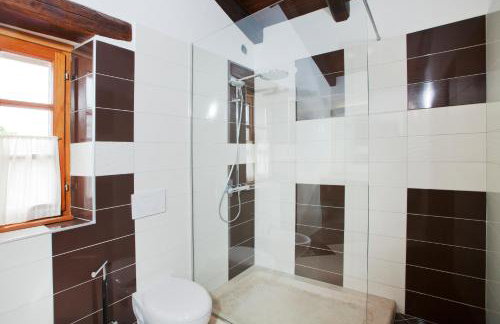 Villa Poropati, Grožnjan, Istria - Luxury Countryside Estate for up to 19 persons - Large pool of 80m2 with kids section - Foto 29