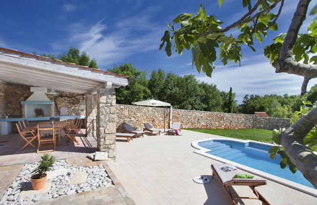 Attractive Villa With Private Swimming Pool, Beach Volleyball and Fenced Garden - Foto 33