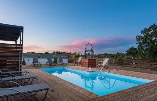 Amygdalia Villa with Private Pool, by ZanteWize - Foto 1