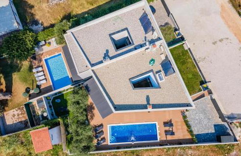 Beautiful Home In Porec With Kitchen - Foto 21