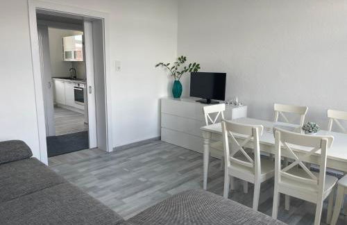 Moderne 4 Zimmer Apartment mit Bergblick Stadtzentrum Contactless Check-in - Foto 7