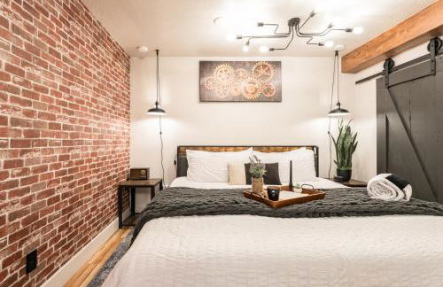 Awaken Your Senses King Bed BSU Parking - Foto 23