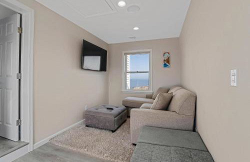 Queen Vic Beach House: 5 Mins to Vineyards & Farmstands - Foto 10