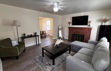 5BR 2 Bath Bath Near UMD and Metro to DC! - Foto 26