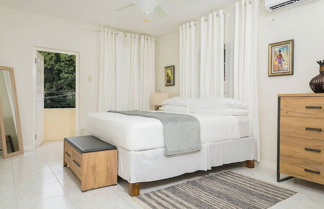 Pines Serenity Suites in Kingston 6 - Foto 2