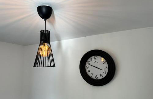 Home away Tamworth Staffordshire 4 Bedroom 3 Bathroom - Semi Detached House - Foto 40