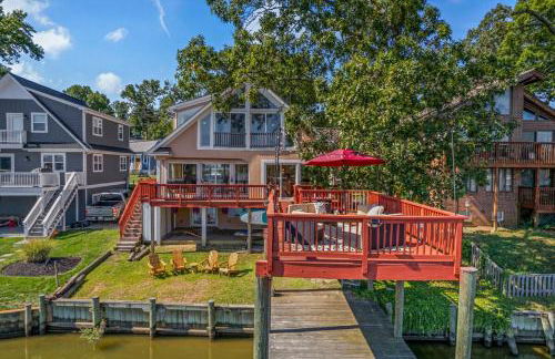 Waterfront Getaway - Dock UR Boat & Walk to Beach - Foto 69