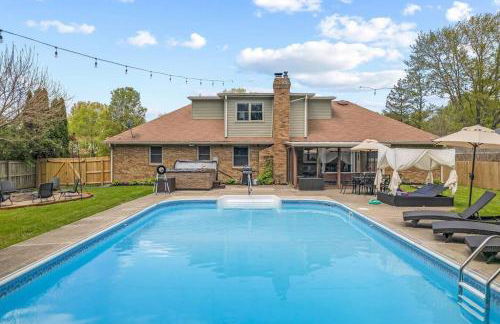 Zestlife-LuxuryEscape-ThemedRooms-Pool-GameRoom - Foto 64