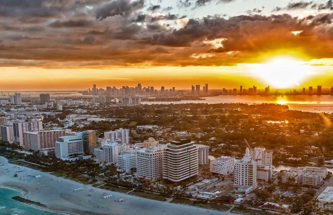 Paseo en helicóptero por Miami - Foto 8