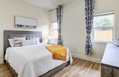 Dog-Friendly Home with Pool and Yard in Bradenton - Foto 16