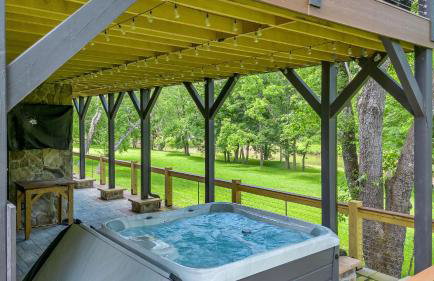 Lux Riverfront Retreat- Hot Tub, Game Room, Views! - Photo 3