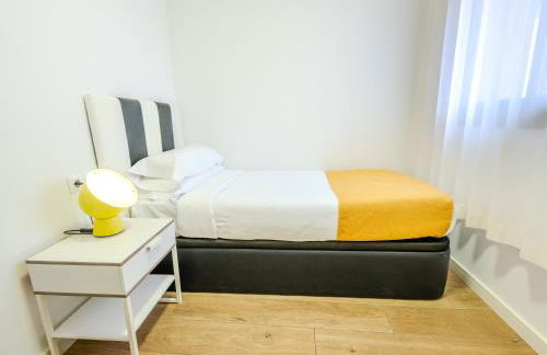 Castell Beach Aparthotel - Foto 74