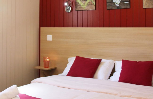 Cottage in Bitche With Heated Pool - Photo 2