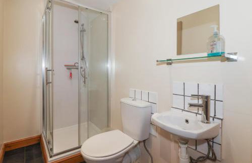 Daisy Nook - Photo 14