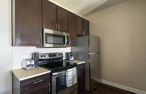 Landing Incredible 1BD Clubhouse Courtyard - Foto 13