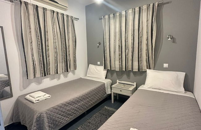 Elenis Studios & Apartments - Photo 9