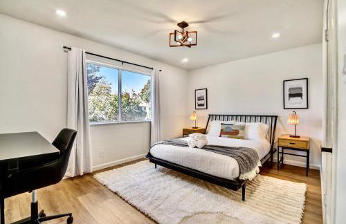 @ Marbella Lane - Stylish Cozy4br in Siliconvalley - Photo 16