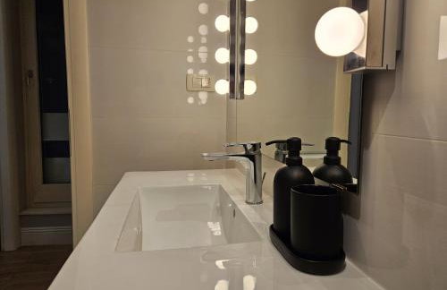 Exclusive Kaptol Apartment - Photo 17