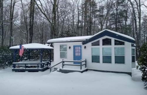 River Run Cottage Modern 2BR Waterfront Retreat in Linville Land Harbor - Foto 26