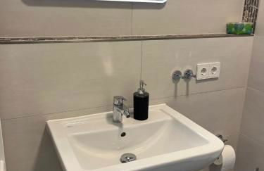 Modernes Apartment, 2 Zimmer, Küche, Playmobil Funpark - Foto 25