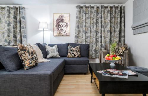 2BR Modern Flat With Free Parking - Foto 30