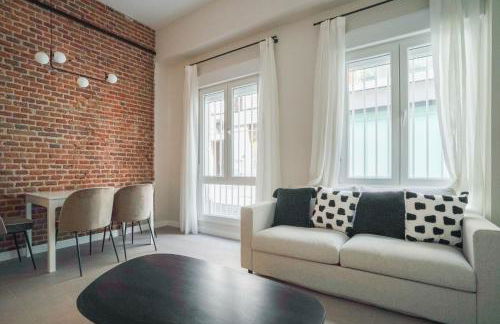 Modern apartment-2Bedrooms 1Bath-Cuatro Caminos - Photo 1