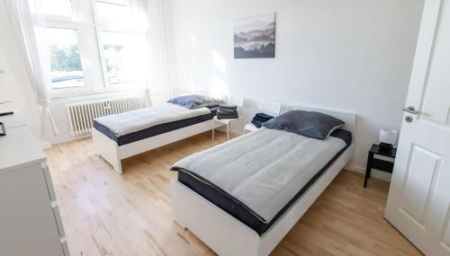 Modern & Chic Apartment with Balcony in Offenbach - Foto 2