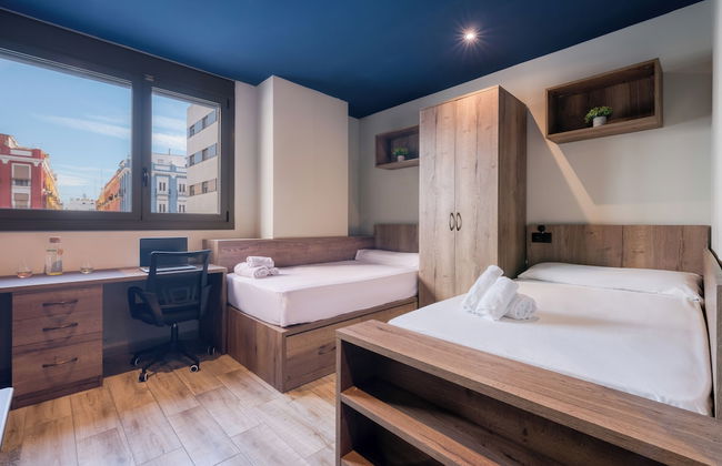 Livensa Living Studios Valencia Marina Real - Photo 10