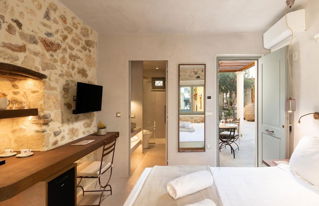 Inotropes Boutique Suites - Adults Only - Photo 38