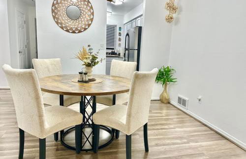 Stylish & Cozy Townhome Getaway in Lynnwood! - Foto 7