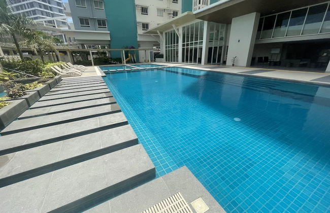 Mesavirre Bacolod | Elegantly Furnished 1BDM w/Balcony @ LOPEZ LUX. - Foto 41