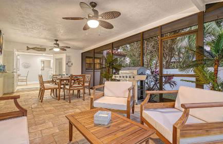 Casa Del Mar - Pet Friendly House on Siesta Key w/ Outdoor Patio & Private Screened-In Heated Pool! - Foto 49