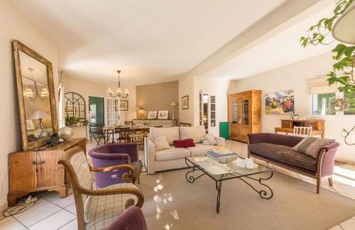 Villa Enfance - Piscine privée et proche Lac d'Annecy - Foto 2