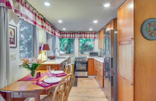 Lakefront Snohomish Cottage with Private Dock! - Foto 8