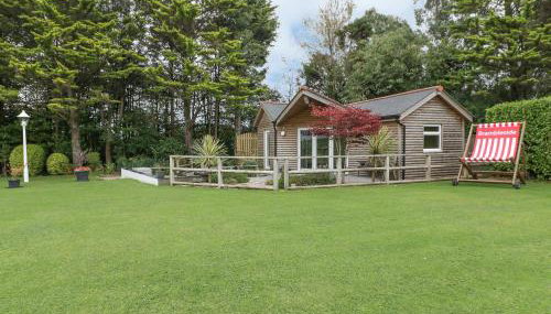 Brambleside Lodge - Photo 2