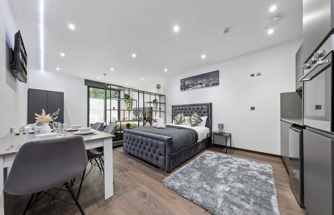 Huge Cosy Studio Family Sleeps 4 North West London - Foto 9