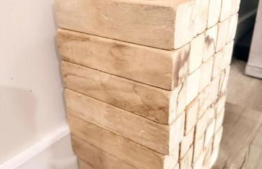 Ultimate Backyard Oasis, Heated Pool, Spa and Lake - Foto 45