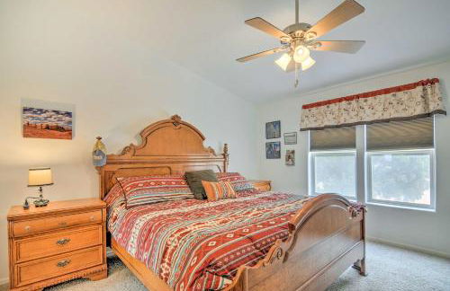 13 Mi to Lake Powell Mtn-View Home with Deck and BBQ - Foto 13